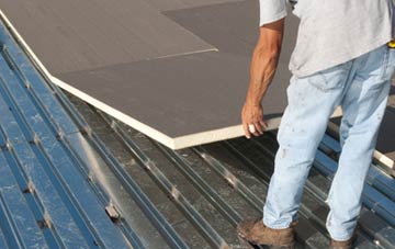 benefits of insulating Buryas Br flat roofing
